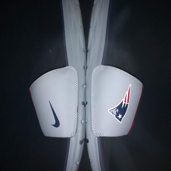 patriots nike slides